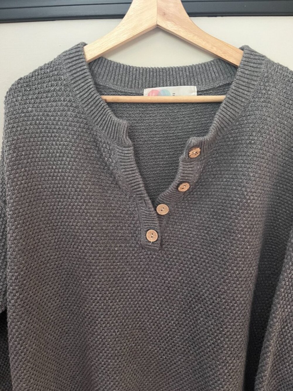 FP Beach (Free People) Cotton Henley Shirt Sweatshirt Size XS, runs large - Picture 3 of 7